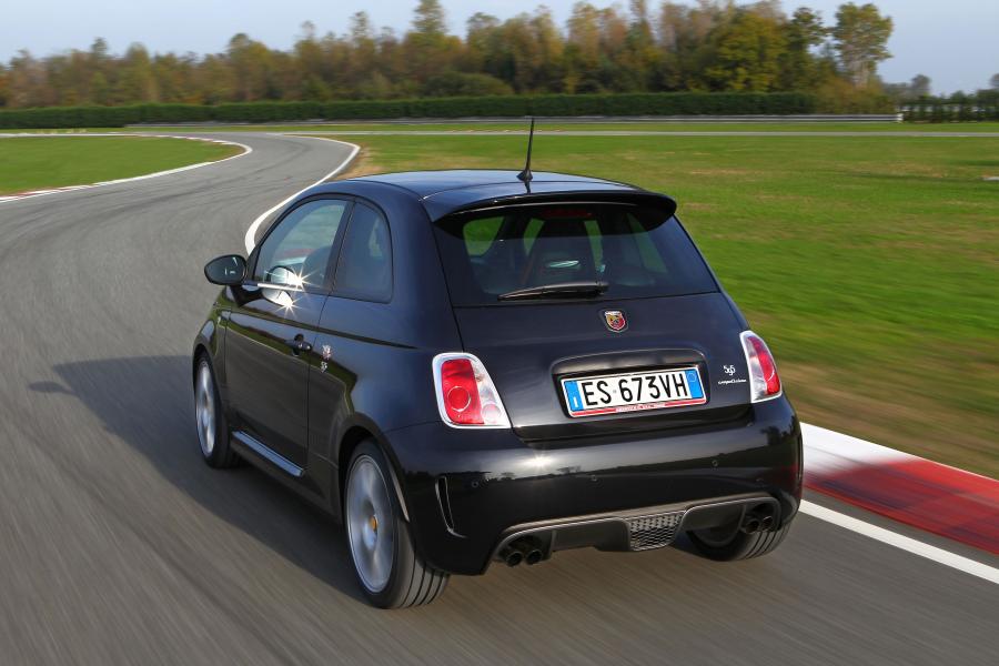  Abarth 595 Competizione 2012 года  (фото 27 из 47)